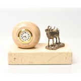 Zegar kula z bykiem prezent dla myśliwego marmur -  Makama